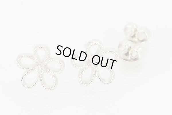 ミキモト　K18WG ダイアイリフラワーピアス 4.10g　拡大