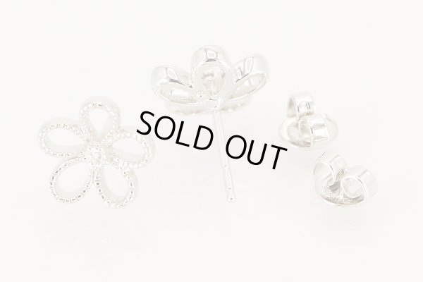 ミキモト　K18WG ダイアイリフラワーピアス 4.10g　留め具