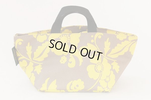 エルベシャプリエ　ナイロン舟型トートS 901F アラベスク マスティック ゴールド　裏面