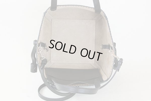 ジェイ&エム デヴィッドソン ベル ミニ ウイズスタッズ トートバック ブラック 中身