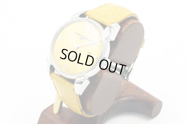 クエルボ・イ・ソブリヌス　ヒストリアルドール　３１９１　ＳＯＬ　黄色文字盤　サイド