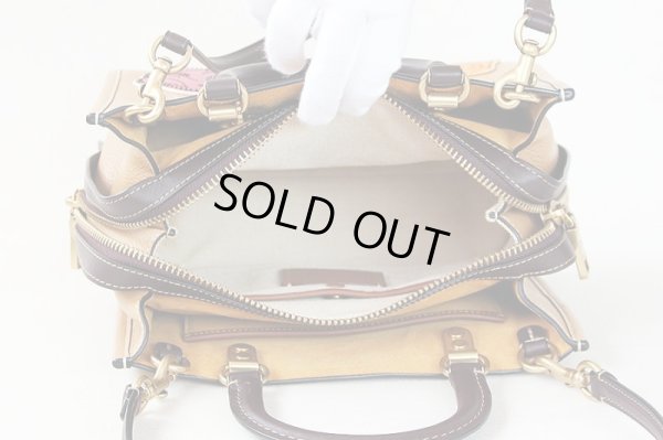 コーチ　ローグ25 3WAYハンドバック  No.F2180-C6167 ベージュ　中身