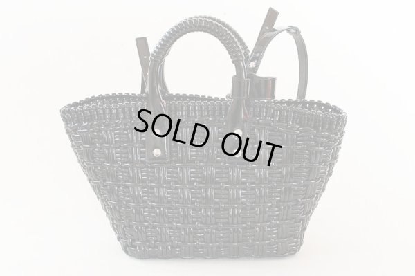 バレンシアガ ビストロバスケット XS 671342 2IE2Y ブラック 裏面