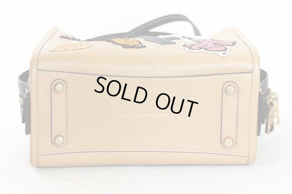 コーチ　ローグ25 3WAYハンドバック  No.F2180-C6167 ベージュ　底