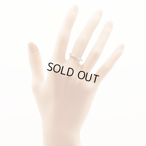 タサキ　K18 ダイアイリリング 0.14ct 2.10g　装着イメージ