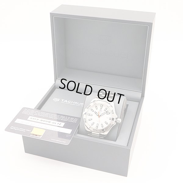 タグホイヤー　アクアレーサー　ＷＢＤ１１１１　白文字盤　箱・保証書
