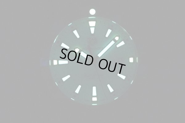 タグホイヤー　アクアレーサー　ＷＢＤ１１１１　白文字盤　ライト暗闇