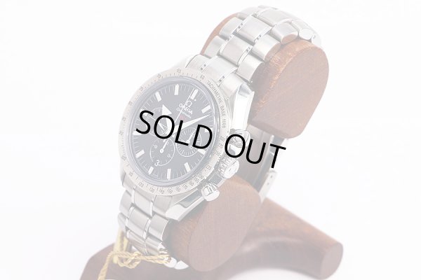 オメガ　スピードマスター　ブロードアロー　３２１．１０．４２　黒文字盤　サイド