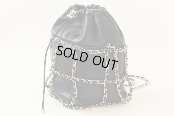 シャネル　バケット（巾着）チェーンショルダーバック AS2314 ブラック／GP金具　サイド