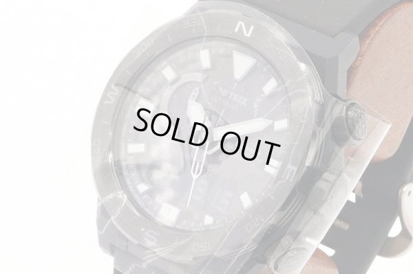 カシオ　プロトレック　ＰＲＷ－６８００Ｙ　５６７３　デジアナ文字盤　サイド拡大