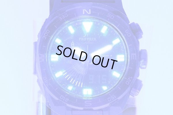 カシオ　プロトレック　ＰＲＷ－６８００Ｙ　５６７３　デジアナ文字盤　ライト