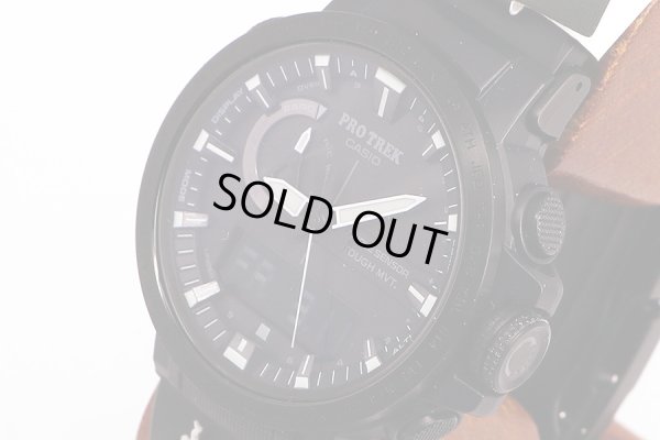 カシオ　プロトレック　ＰＲＷ－６０ＦＣ　５５７８　デジアナ文字盤　サイド拡大