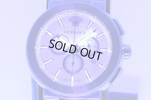 ヴェルサーチ　ミスティックスポーツクロノ　ＶＦＧ１３００１５　白文字盤　ライト