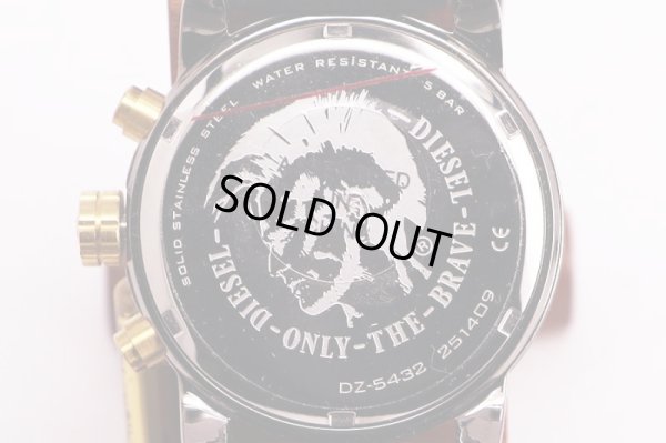 ディーゼル　ＤＺ５４３２　クロノグラフ　黒文字盤　裏面拡大