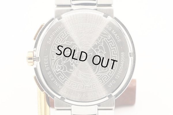 ヴェルサーチ　ミスティックスポーツクロノ　ＶＦＧ１３００１５　白文字盤　裏面拡大