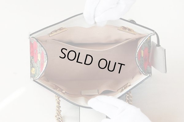 グッチ　フローラー パドロック GGスモールショルダーバック 498156 204991 ベージュ／ホワイト　中身