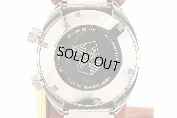 オリス　クロノリスデイト　７３３．７７３７　グレー文字盤　裏面拡大