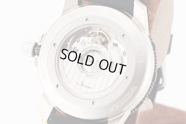 ジン　１０５　ＳＴ．ＳＡ．ＵＴＣ　黒文字盤　裏面拡大