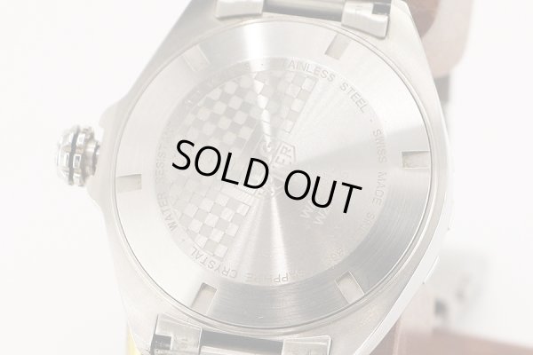 タグホイヤー　フォーミュラー１　ＷＡＺ２０１３　白文字盤　裏面拡大