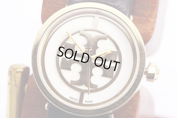 トリーバーチ　ＴＲＢ４００８　白文字盤　サイド拡大