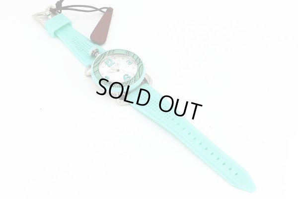 ガガミラノ　マニュアーレスポーツ　７０２０　シェル文字盤　ラバーベルト状態　表面