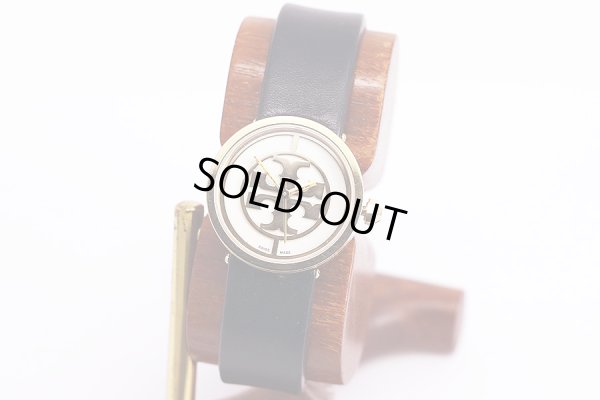 トリーバーチ　ＴＲＢ４００８　白文字盤　サイド