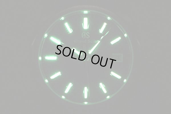 グランドセイコー　ＳＢＧＶ２４７　９Ｆ８２－０ＡＫ０　紺文字盤　９Ｆムーブ２５周年限定　ライト暗闇