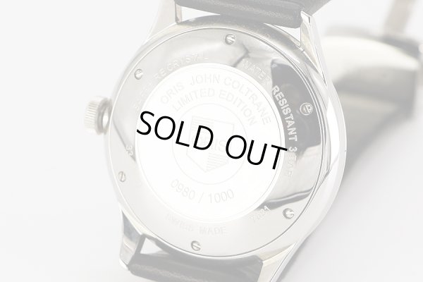 オリス　クラシック　７３３．７６８１　紺文字盤　ジョン・コルトレーン限定　裏面拡大