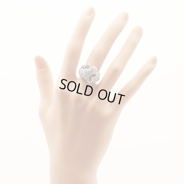 K18WG ダイアイリリング 1.24ct 7.80g　装着イメージ