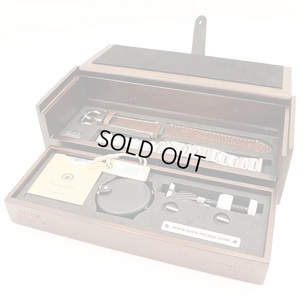 タックス　２００２Ａ－ＳＥＴ　２眼カメラ型　銀文字盤　箱イメージ(2)