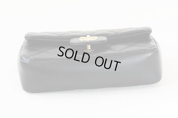 シャネル　ミニフラップバック AS3456 ブラック／GP金具（ハート付）　底