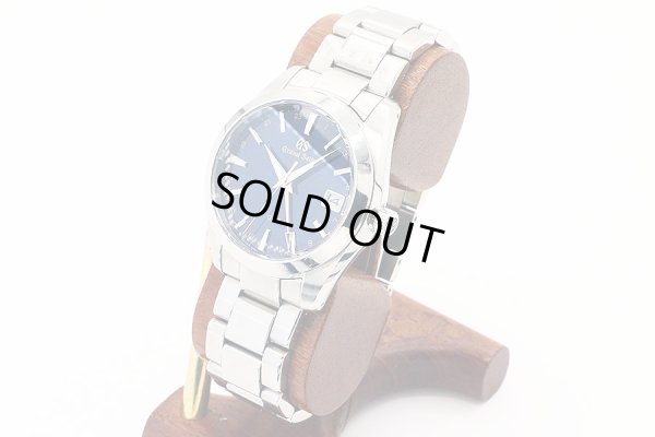 グランドセイコー　ＳＢＧＮ００９　ＧＭＴ　９Ｆ８６－０ＡＤ０ ９Ｆムーブ５０周年限定　紺文字盤　サイド