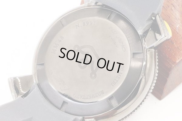 ガガミラノ　マニュアーレ　クロノグラフ　ＭＭ－４８　６０５４．６　グレー文字盤　裏面拡大