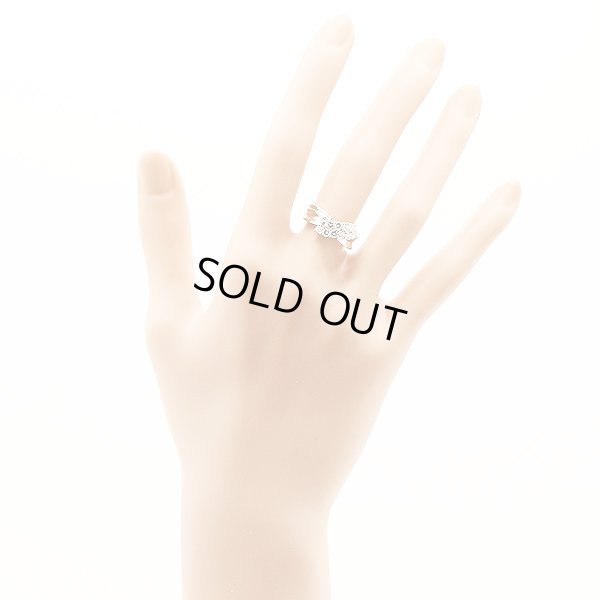 モニッケンダム　PT900 ダイアイリリング 0.64ct 7.50g　装着イメージ