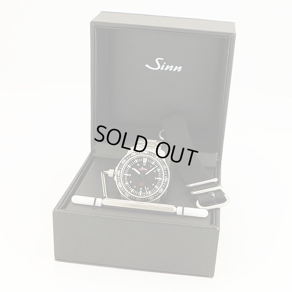 ジン　ＥＺＭ３　６０３　黒文字盤　箱・替えナイロンベルト