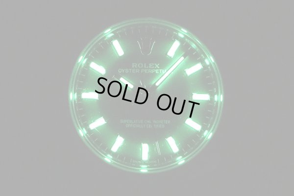 ロレックス　１７６２００　Ｗ１６Ｙ３５４０　緑文字盤　ライト暗闇