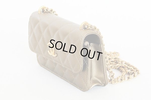 シャネル フラップフォンケース AP3106 ゴールド/GP金具 サイド