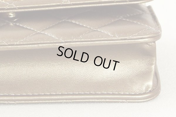 シャネル フラップフォンケース AP3106 ゴールド/GP金具 底拡大