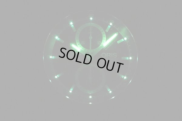 オリス　ウィリアムズ　Ｆ１クロノグラフ　６７３．７５６３　黒文字盤　ライト暗闇