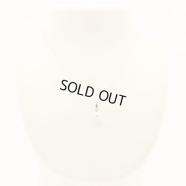 タサキ　PT900/850 パールダイアイリペンダントネックレス 0.03ct 2.90g　装着イメージ