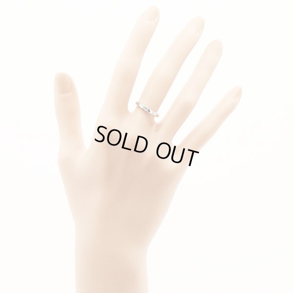 タサキ　PT1000 ダイアイリリング 0.07ct 2.80g　装着イメージ