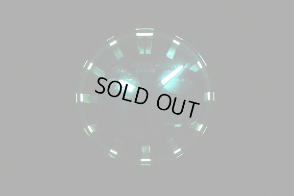 カシオ　Ｇショック　ＭＴＧ－Ｂ２０００ＸＭＧ　レインボーマウンテン ５６３６　ライト暗闇