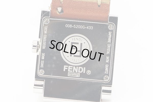 フェンディ　００８－５２００Ｇ　ベージュ文字盤　裏面拡大