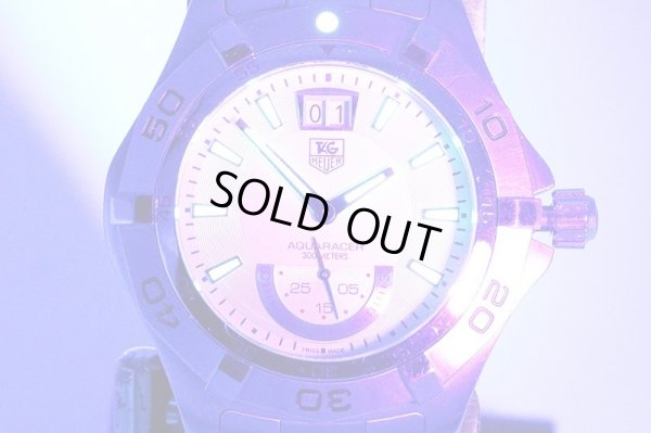 タグホイヤー　アクアレーサー　グランデイト　ＷＡＦ１０１１　銀文字盤　ライト