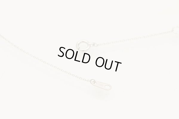 ヴァンドーム　K18WG ダイアイリネックレス 0.12ct 1.20g　留め具外したイメージ