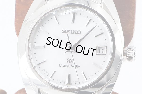 グランドセイコー　ＳＴＧＦ０７５　４Ｊ５２－０ＡＣ０　シェル文字盤　表面