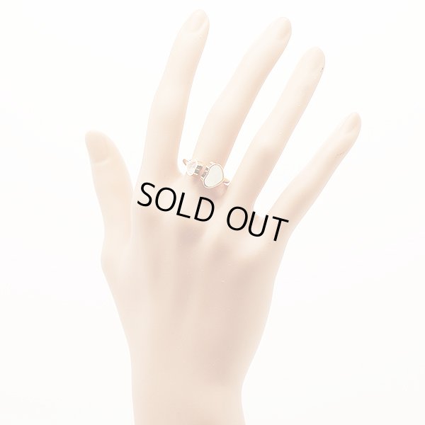 ショパール 750PG ハッピーハートリング 4.20g　装着イメージ