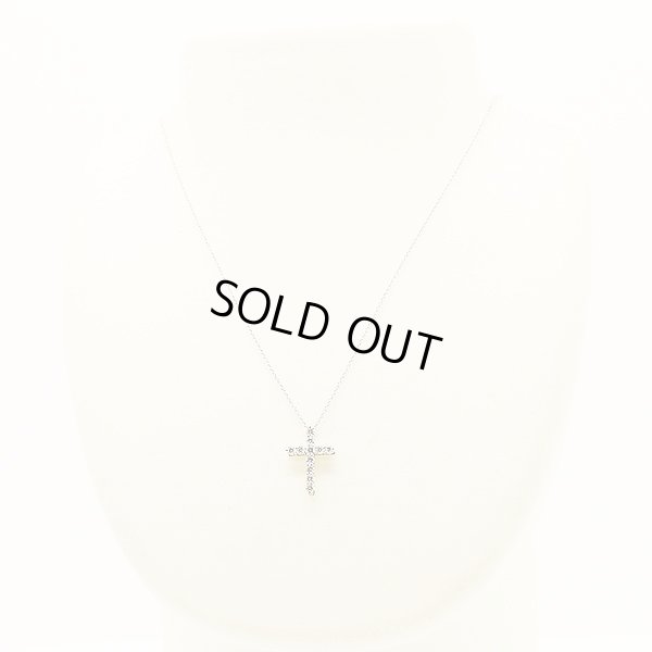 ティファニー　PT950 クロス ダイアイリペンダントネックレス 3.50g　装着イメージ