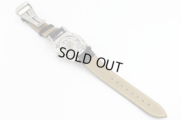 モーリス・ラクロア　トノー　ジュールレトロ　グランデイト　ＭＰ６１９９　銀文字盤　革ベルト状態　裏面