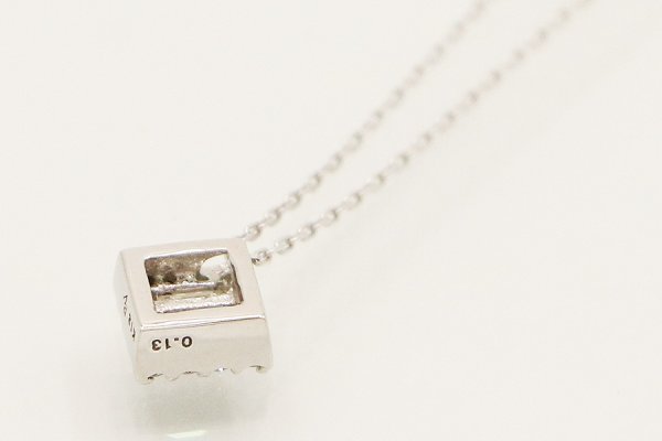 ポンテヴェキオ　K18WG ダイアイリペンダントネックレス 0.13ct 1.40g　裏面